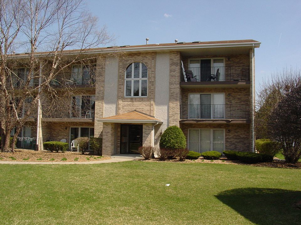 1st image of 15803 S 76th Ave APT 1D