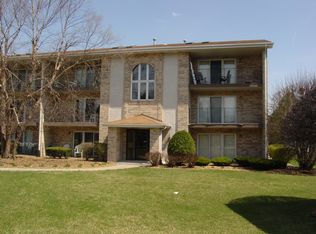 15803 S 76th Ave APT 1D, Orland Park, IL 60462