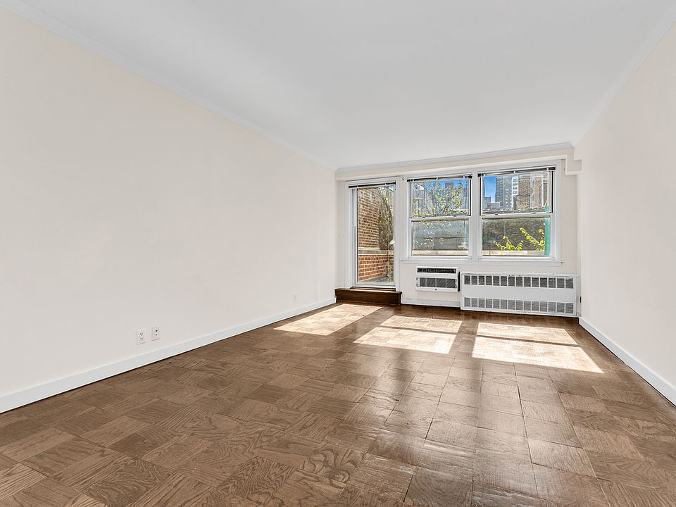 1st image of 204 E 77th St #5A