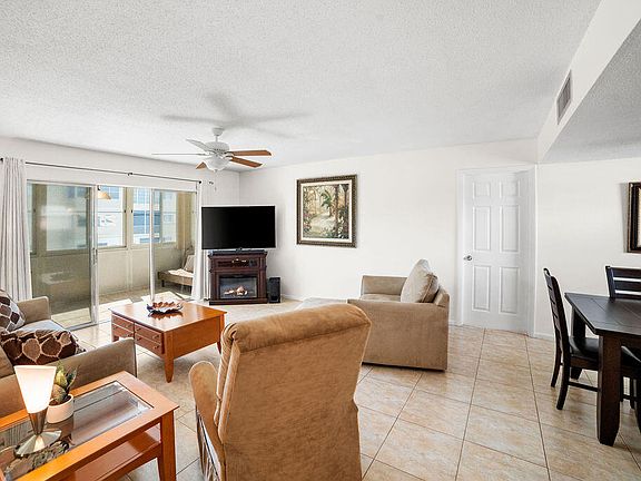 5th image of 705 Lori Drive #208