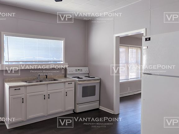 5th image of 213 E Green Bay St #A