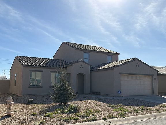 3rd image of 719 N Havasupai Ln