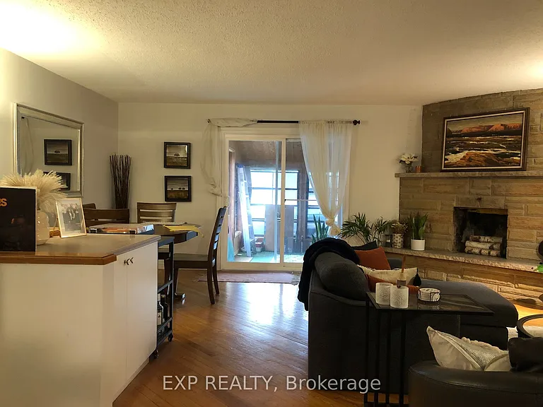 240 Breezehill Ave S #1 — Photo 9