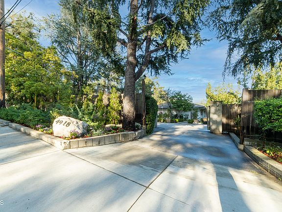 5th image of 4918 Ocean View Blvd