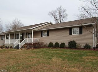 1320 Sonora Rd, Zanesville, OH 43701
