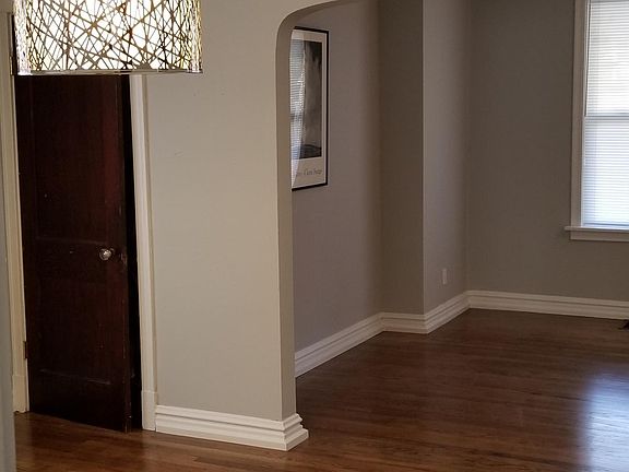 4th image of 4948 Tholozan Ave #2