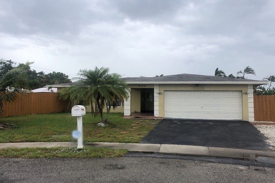 1st image of 7104 NW 82nd Ct