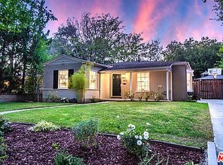 11819 Hartsook St, Valley Village, CA 91607