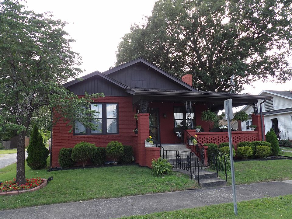 1st image of 307 S 25th St