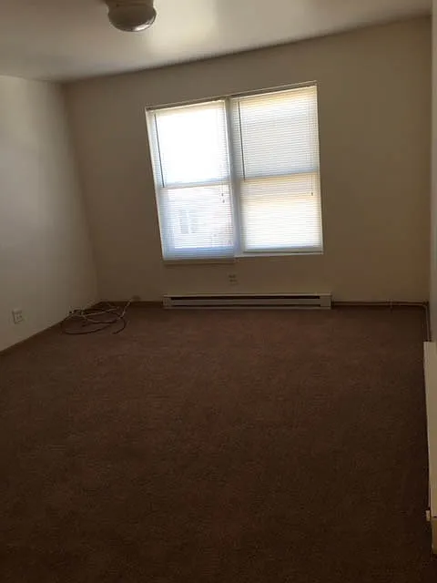 1 bed, 650 sqft, $975 — Photo 4