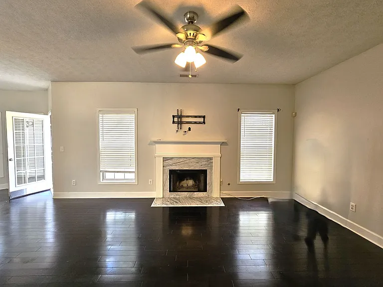 235 Circle Rd — Photo 9