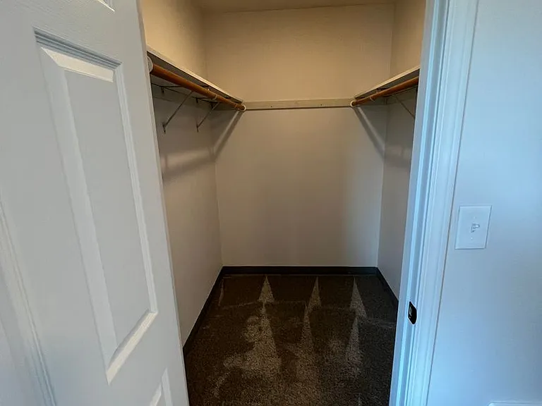 806 E White Birch Ave — Photo 9