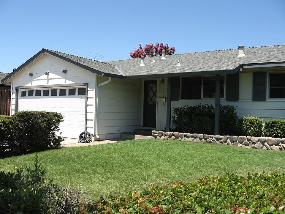 1st image of 1383 Santa Fe Dr