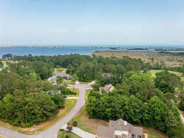 111 Sea Turtle Cove, Sneads Ferry, NC 28460