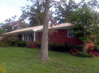 1625 Woodlawn St SE, Cleveland, TN 37323
