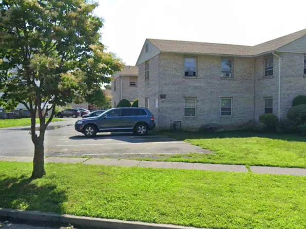 96 S Hamilton St, Poughkeepsie, NY