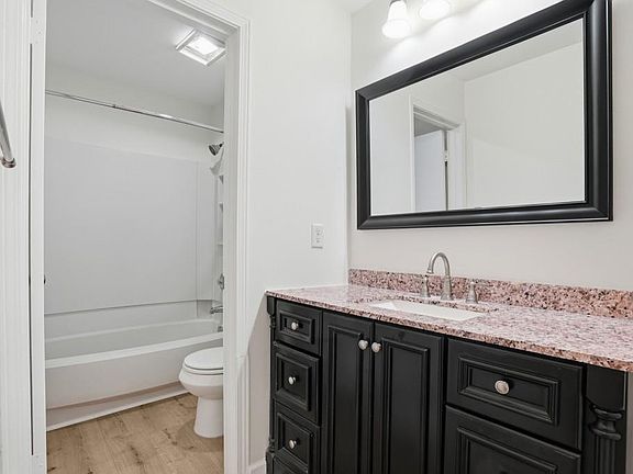 5th image of 1512 Wingate Way