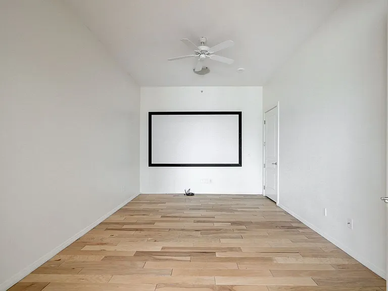 360 E Desert Inn Rd #402 — Photo 23
