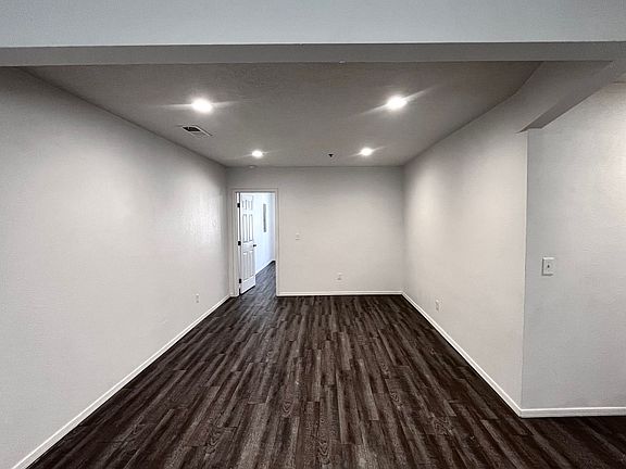 3rd image of 1808-1810 Gold Ave SE #B