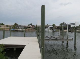 1217 Acappella Ln, Apollo Beach, FL 33572