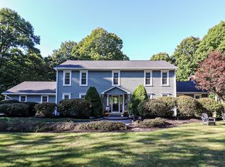 2 Webster Ln, Wilbraham, MA 01095
