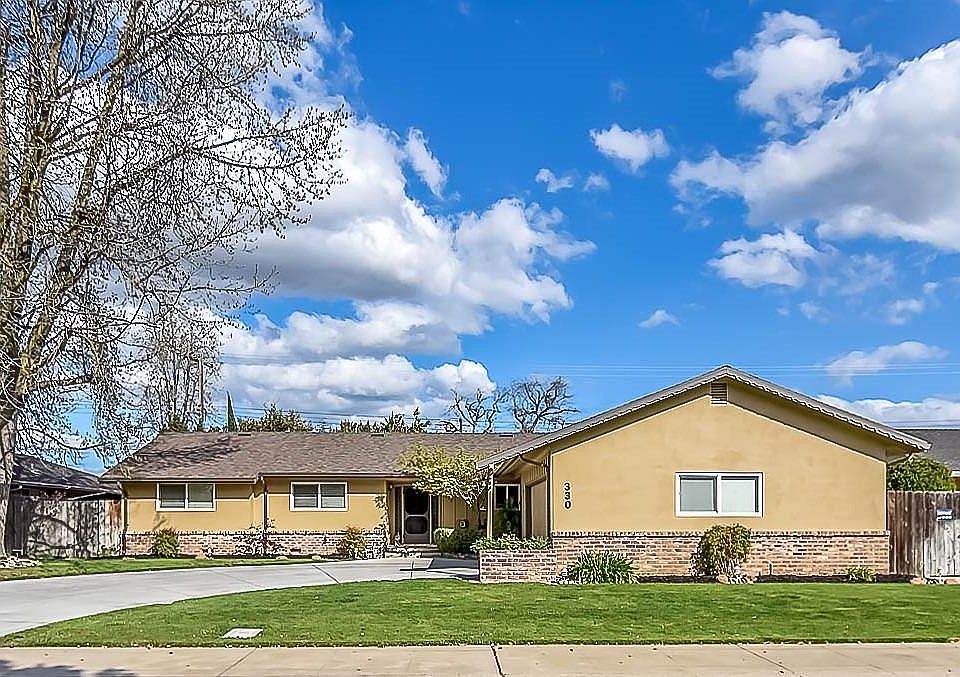 1st image of 330 La Setta Dr