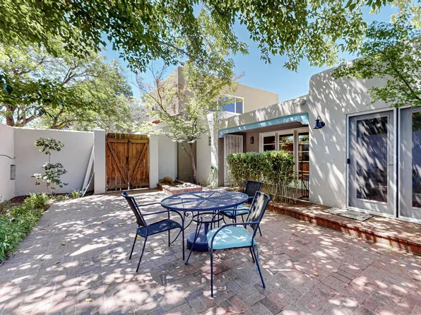 1015 Monroe St NE, Albuquerque, NM 87110