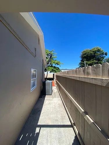 549 Jennings Ave Photo 1