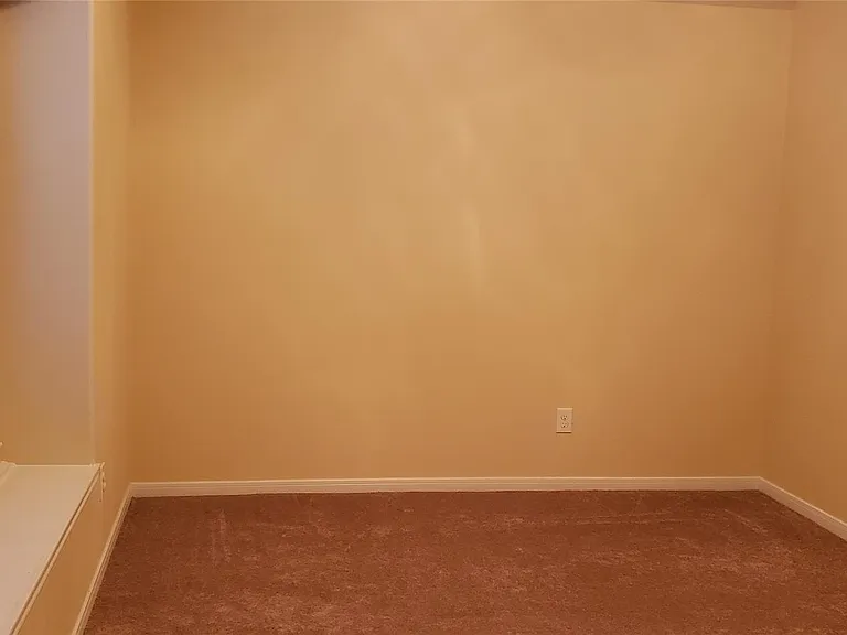 9923 Yearling Pl — Photo 23