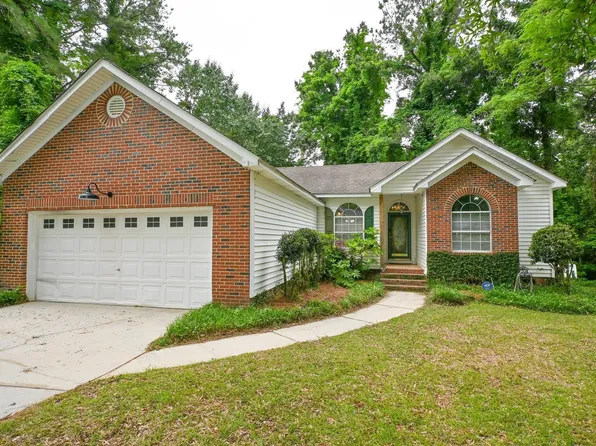 104 Fawn Ct, Lexington, SC 29072