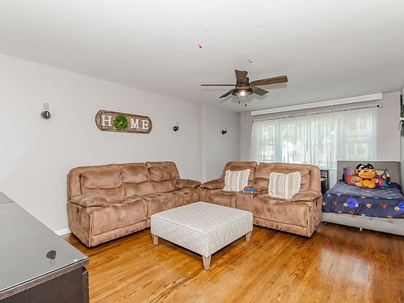 3rd image of 4634 N Kelso Ave