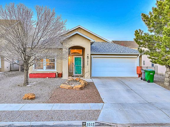 2nd image of 1042 Reynosa Loop SE