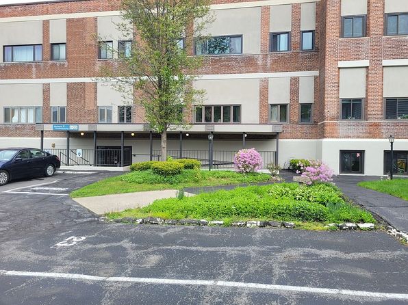 222 S Ten Broeck St APT 3