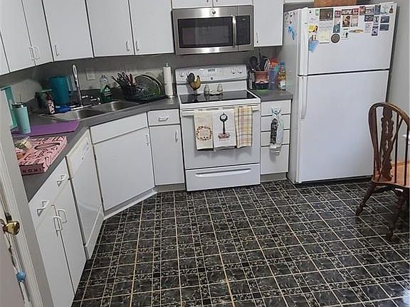 4th image of 720 Inlet Quay APT A