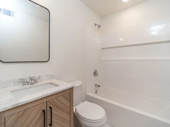 53 Highland Dr #1, Warren, PA 16365