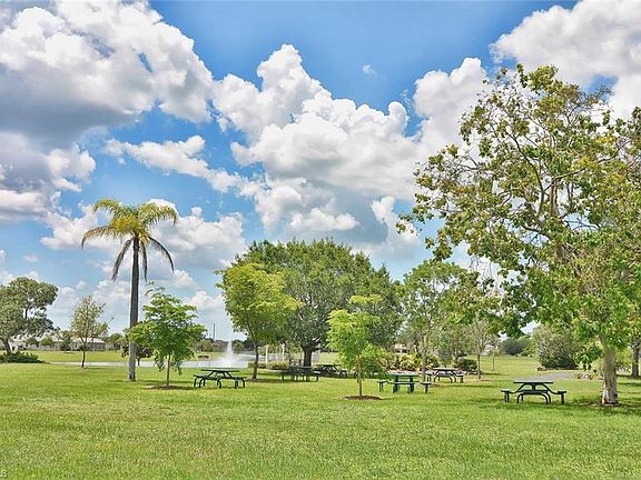 4th image of 16353 Branco Dr