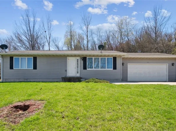 512 Rosemary Ln, Anamosa, IA 52205