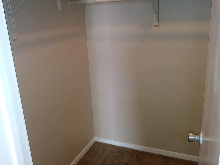 Timber Ridge Apartments — Photo 11