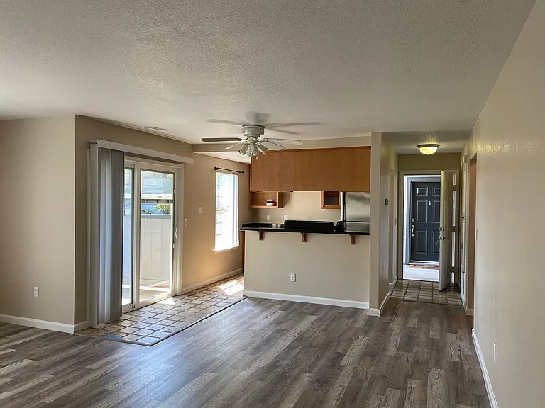 3905 Dale Rd #B — Photo 4