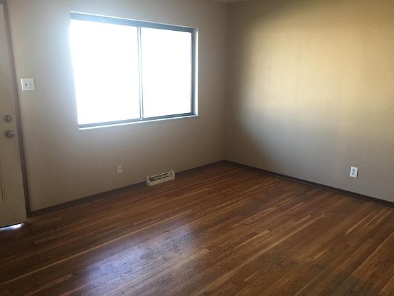 3rd image of 9136 Arline Ave