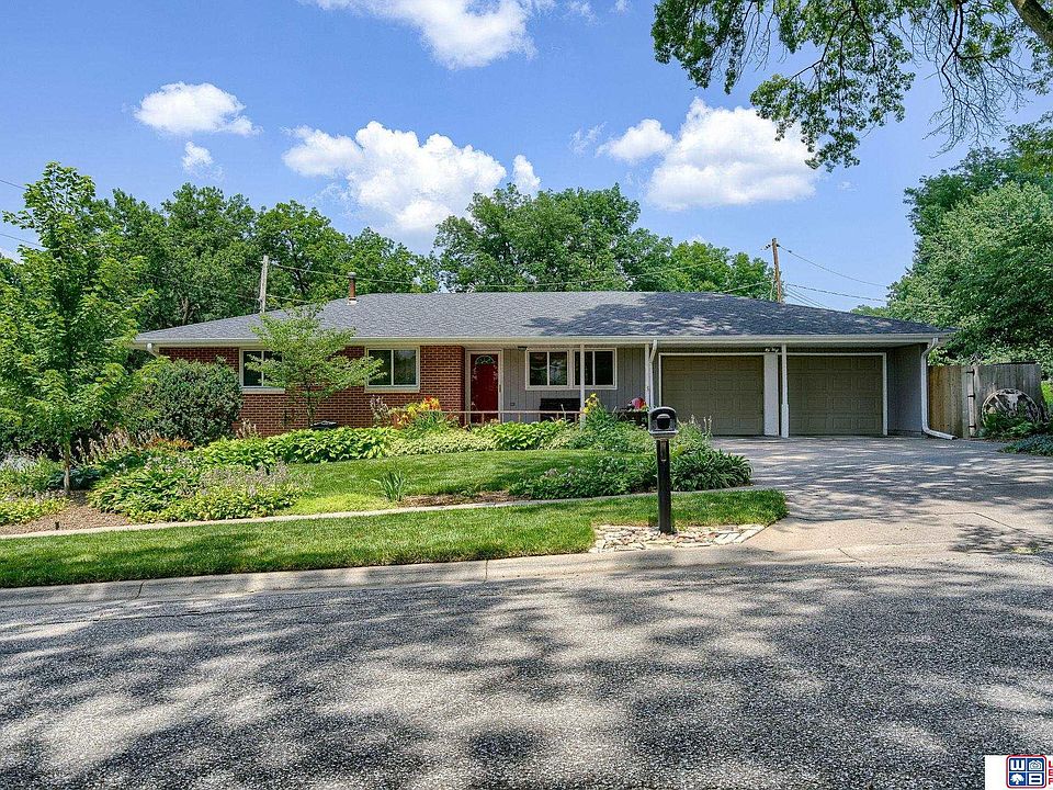 1st image of 6650 S Bermuda Dr
