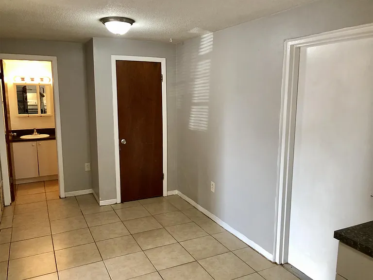 KITCHEN NOOK & STORAGE