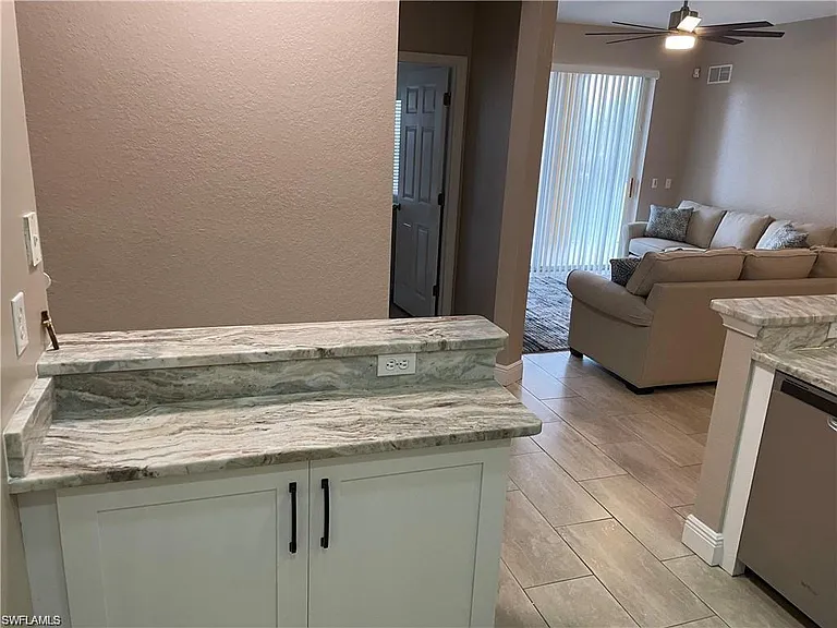 9025 Colby Dr #2113 — Photo 13