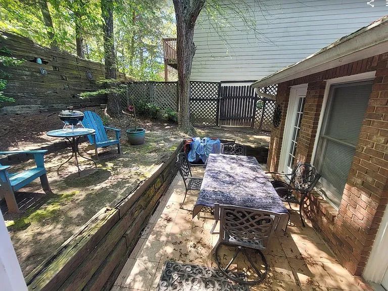 180 Peachtree Hollow Ct #180 — Photo 6