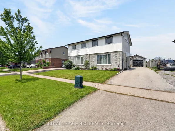 28 Chantal Ct, Welland, ON L3B 5V3