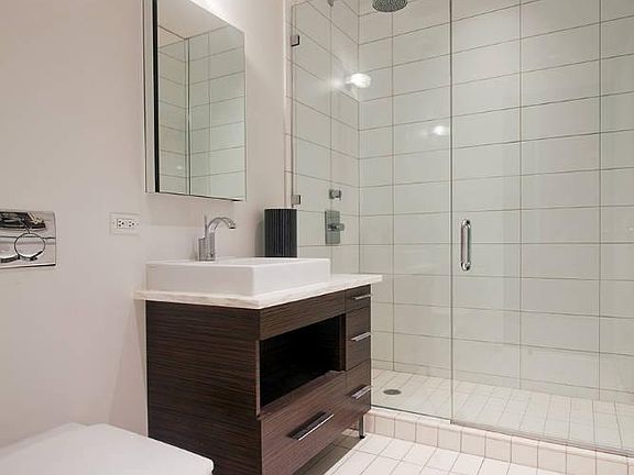 5th image of 650 6th Ave APT 4L