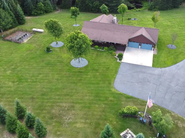 2521 Lake Nokomis Rd, Tomahawk, WI 54487