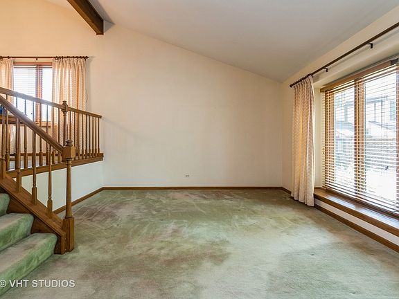 2nd image of 3795 Fairmont Ct