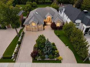 16 Boyle Dr, Richmond Hill, ON L4C 6C9