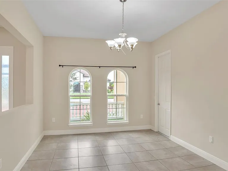 1081 Windlass Ct — Photo 23